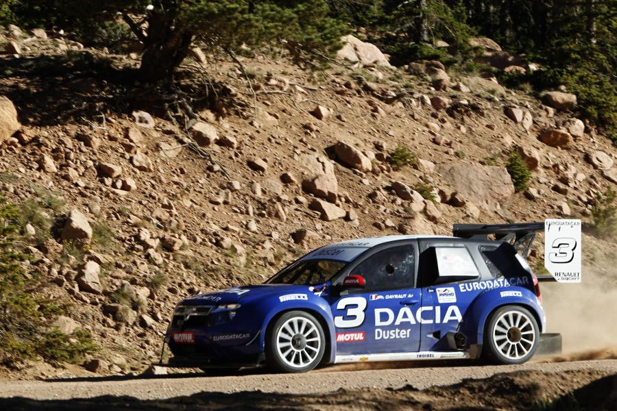  Dacia Duster No Limit Pikes Peak 2011 года  (фото 2 из 62)